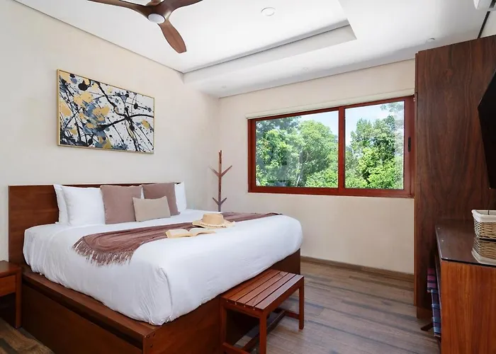 Pousada 9br Luxury Aldea Zama, Private Pools & Gym! Tulum