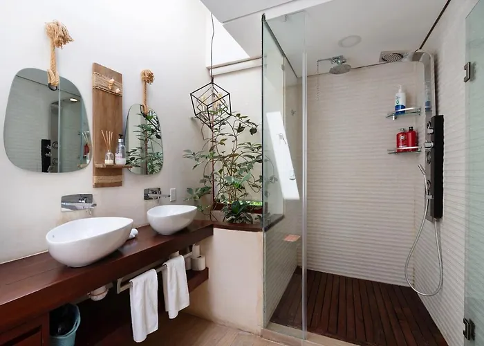 9br Luxury Aldea Zama, Private Pools & Gym! Pousada
